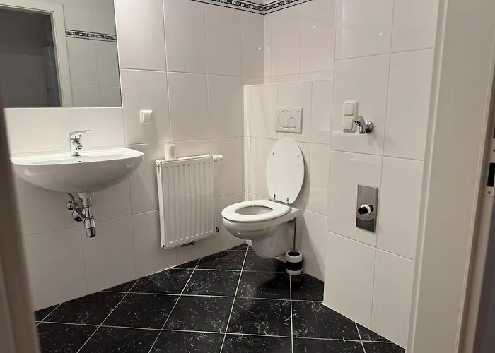 50qm, Schoenbrunn, Central, Balcony, Attic * Viena